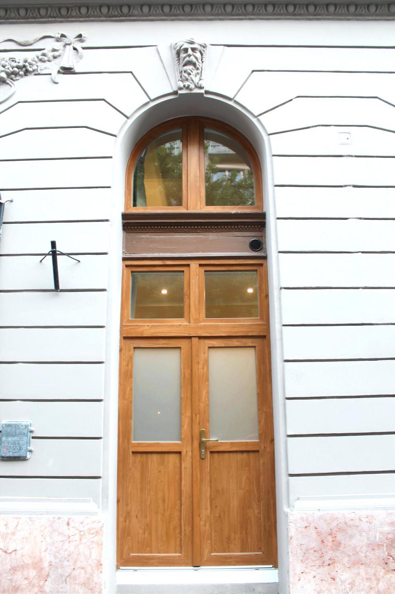 The Ernest Apartment